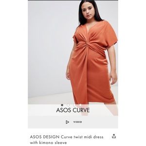 Curvy twist midi dress with kimono sleeve
